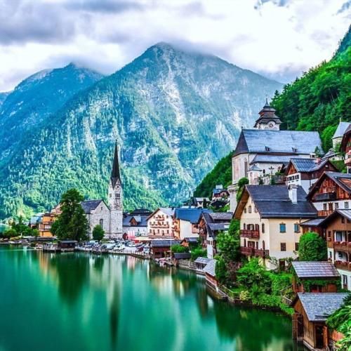  میشد بمونیو نموندی آخرشم فهمیدم